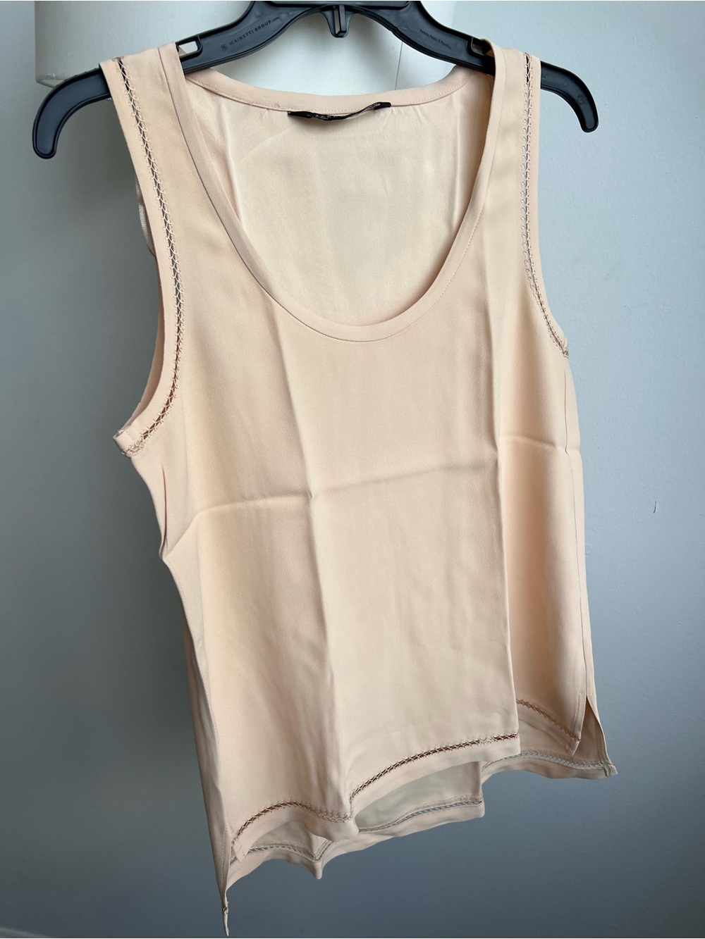 Light Peach Sleeveless Scoop Neck Tank Top
